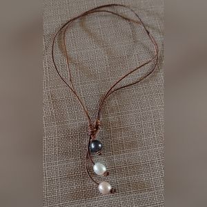 New Handmade 2-Way Light Brown Leather & 3 Pearl Necklace